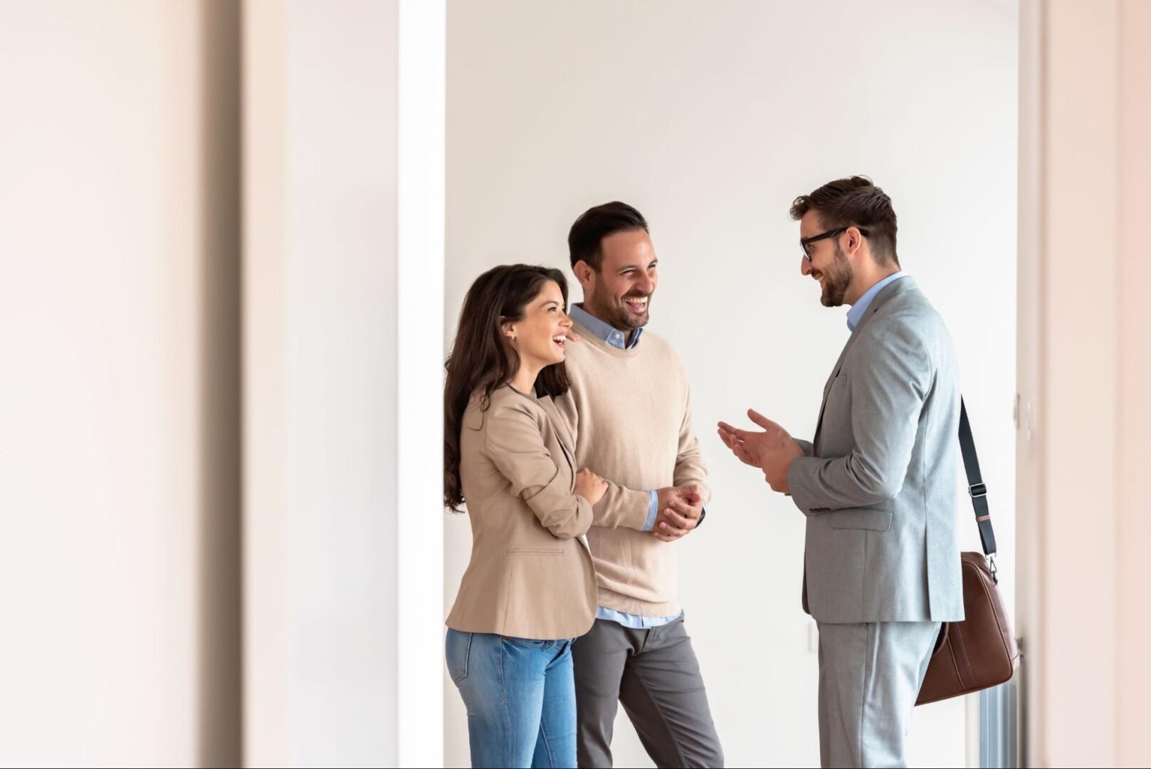 how much does a property manager charge